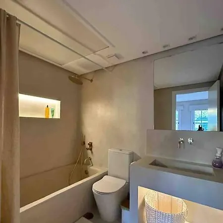 Appartement Modern 2 Bedroom In Real *